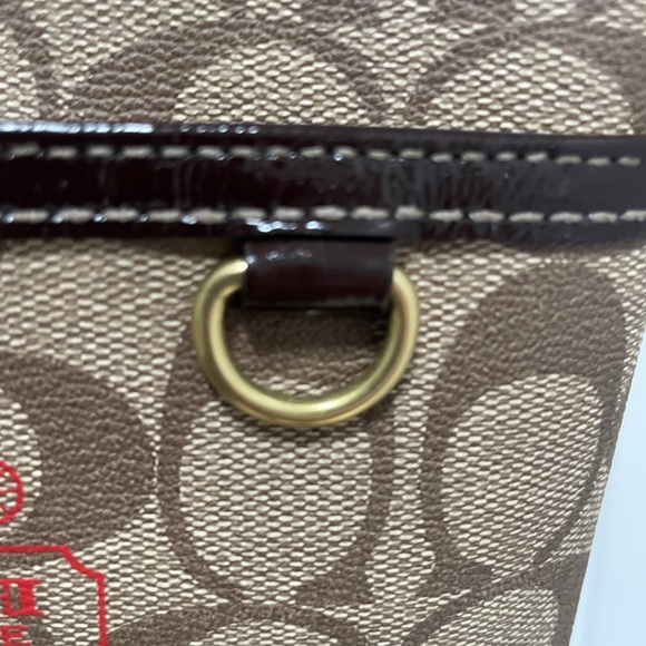 Coach Crossbody Brown/Beige Signature Coated Canvas Purse. Authentic I.D. # - Picture 9 of 16
